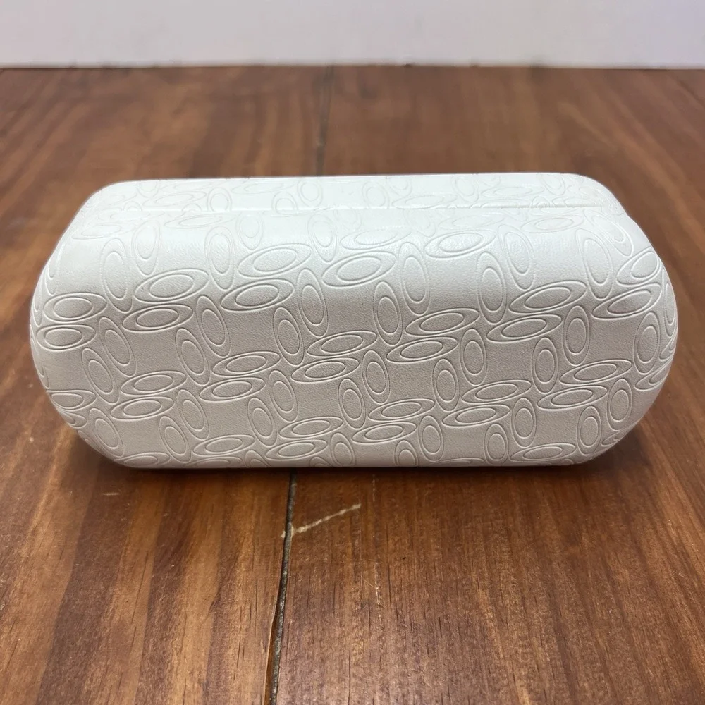 Oakley White Hard Sunglasses Case w/ Black Microfiber Drawstring Pouch Sleeve